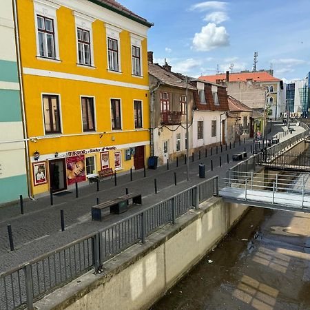 Pretty Luxury Apartament'S Cluj-Napoca Exterior photo