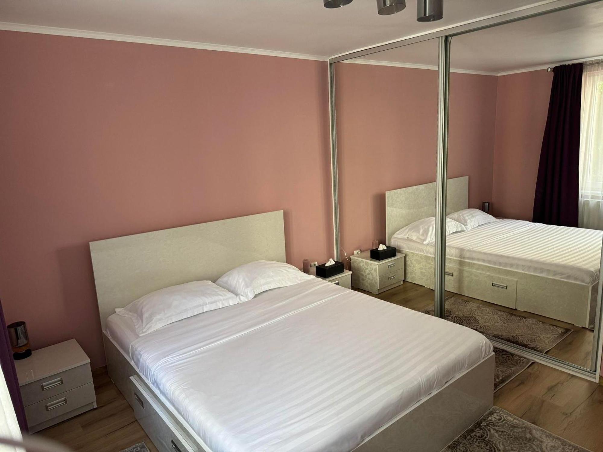 Pretty Luxury Apartament'S Cluj-Napoca Exterior photo